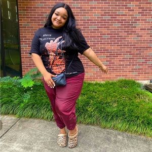 Meet your Posher, Treasure